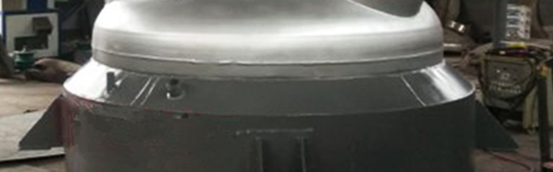 Jacket seam on the vessel shell